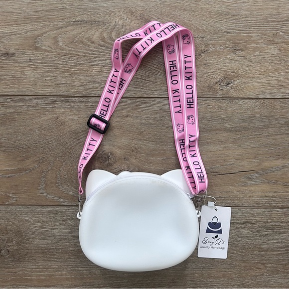 Hello Kitty Silicone Spellout Adjustable Strap Crossbody Purse Zip Closure NEW - Picture 6 of 7